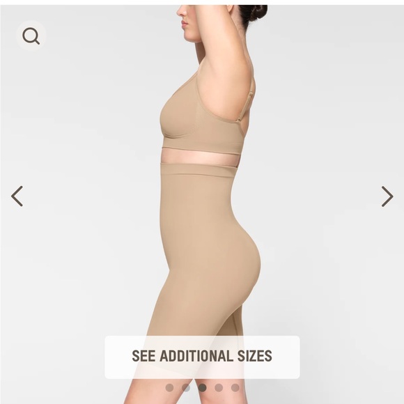 SKIMS Seamless Sculpt High Waist Above the Knee Short Shapewear - Picture 2 of 10